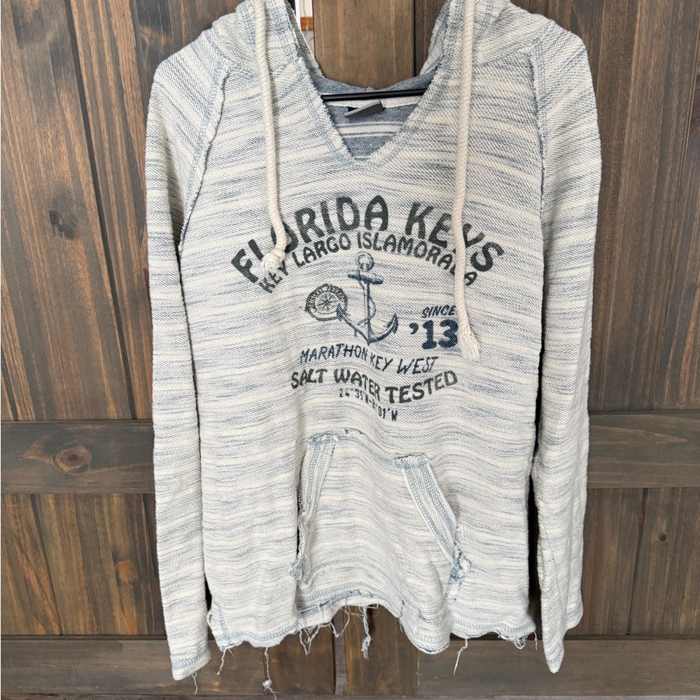 MV Sport Navy and White Knit Sweater Size Small